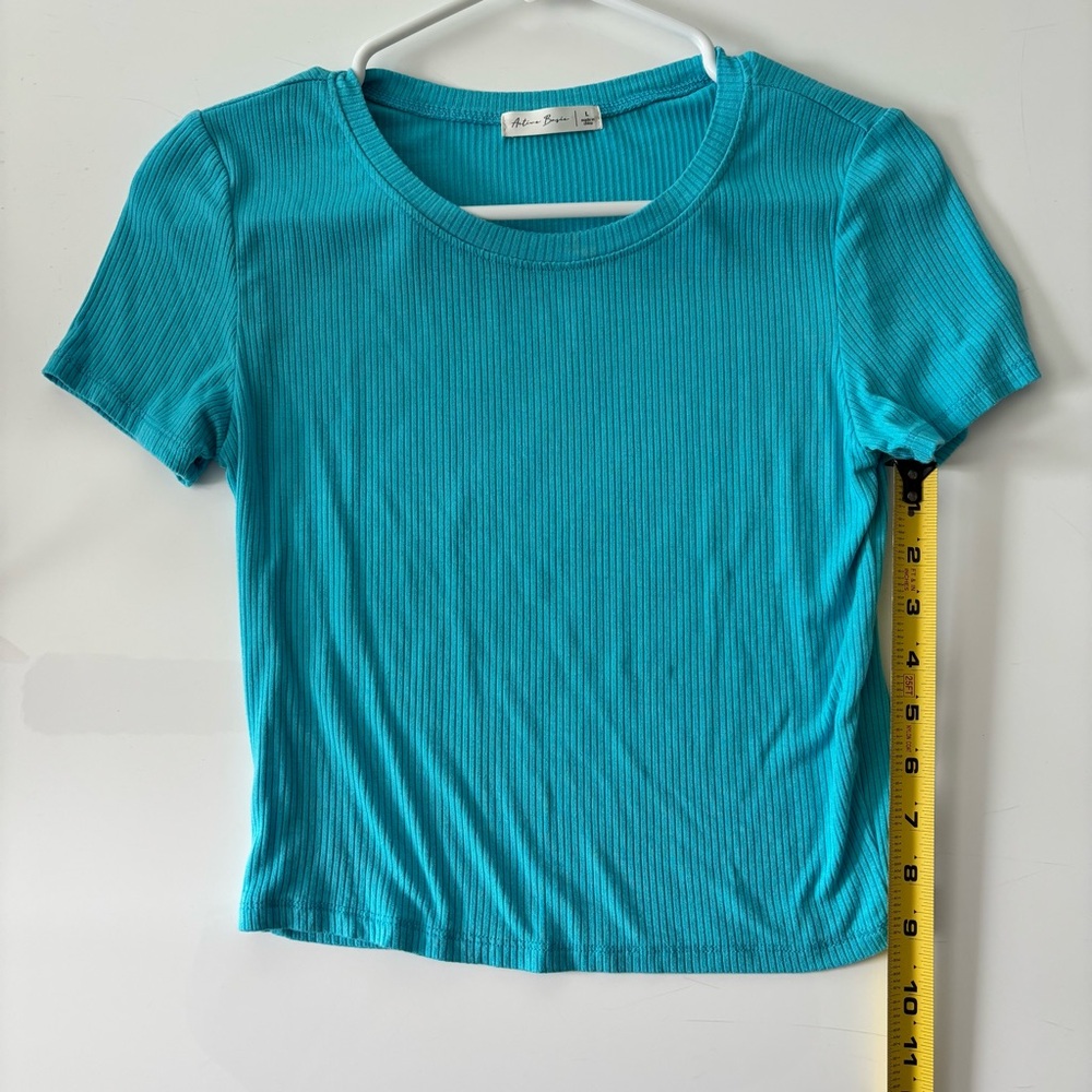 Active Basic Teal Ribbed Crop Top - Picture 5 of 10